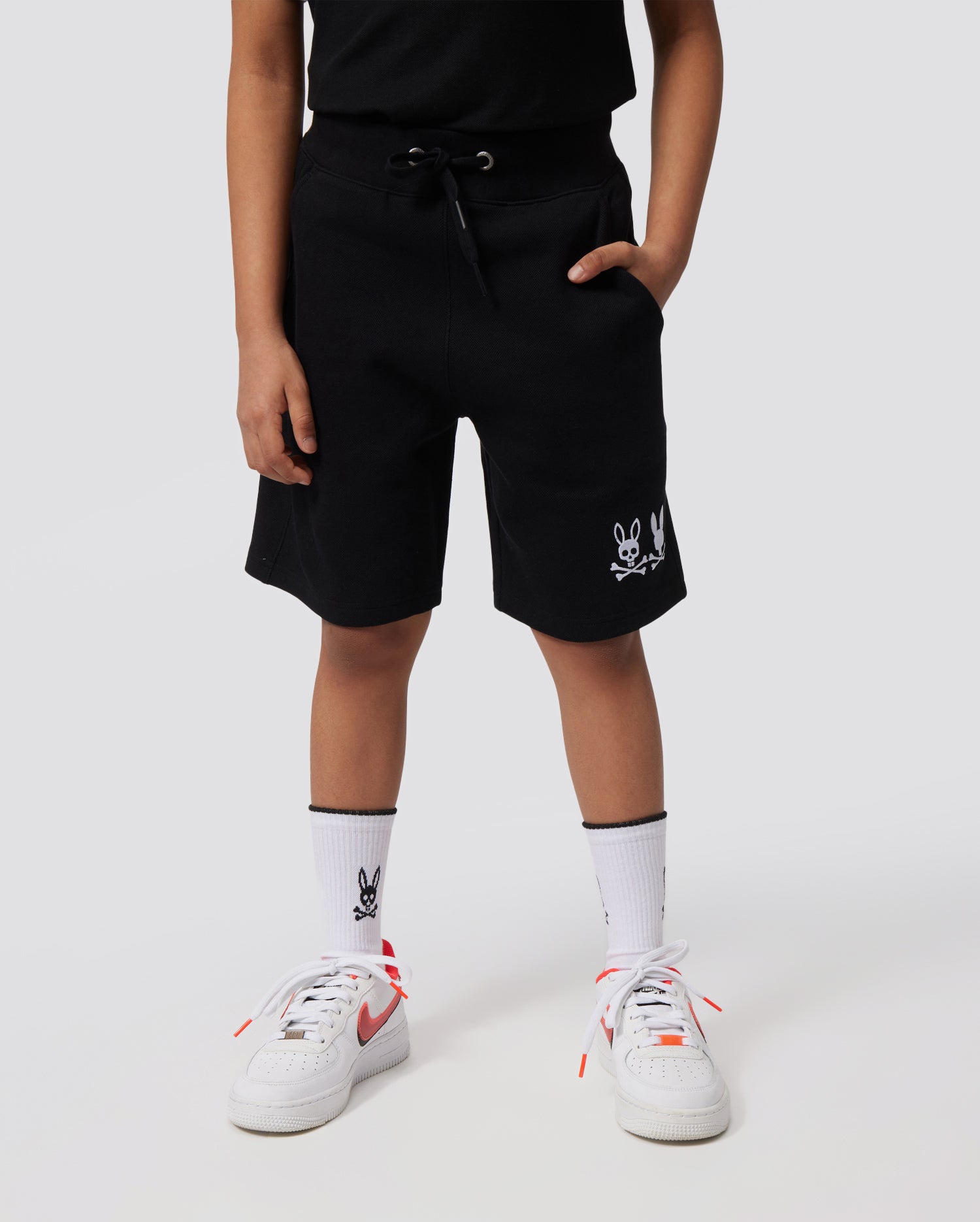 KIDS BLACK KINGWOOD SWEATSHORT | PSYCHO BUNNY